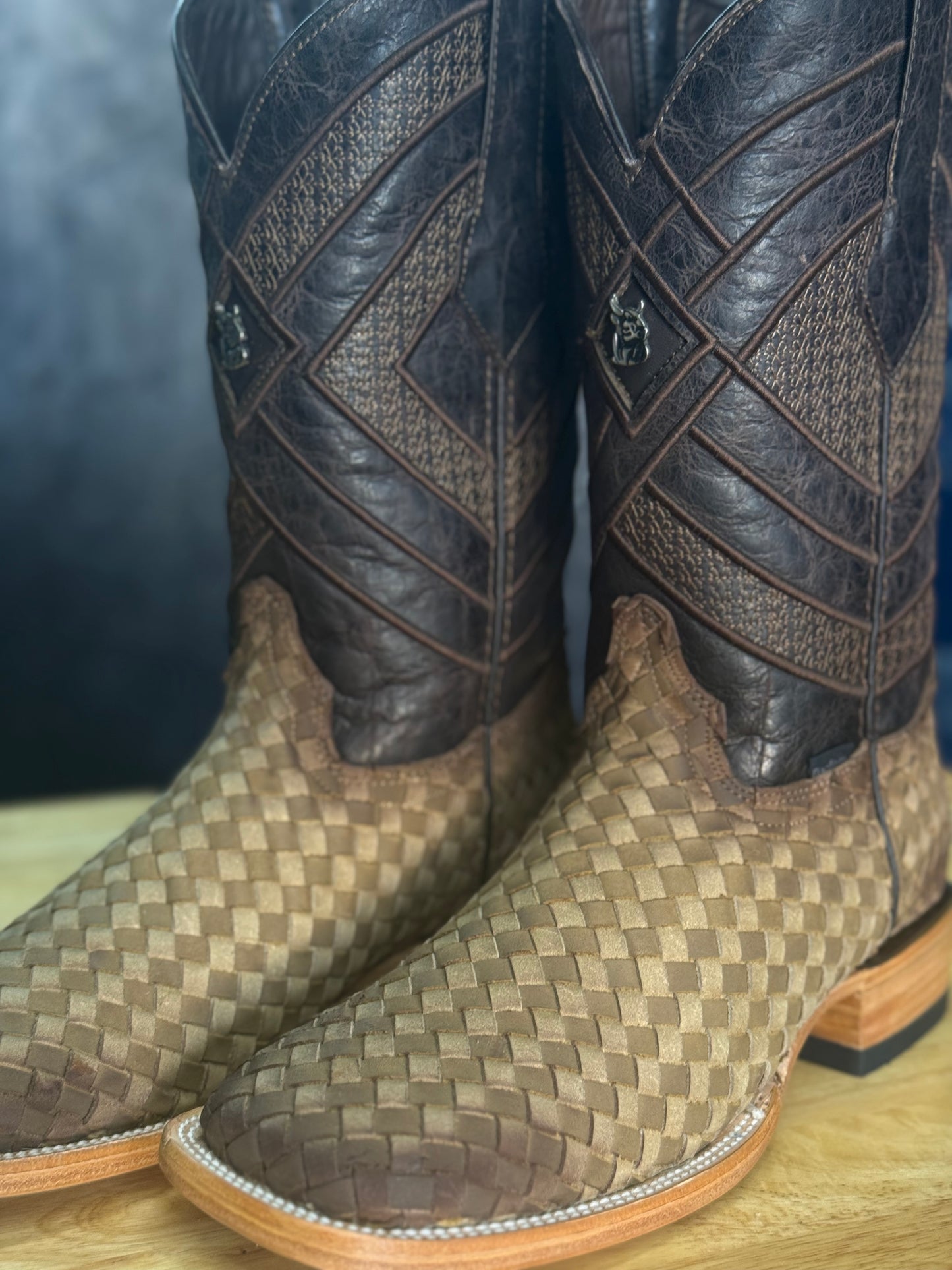 'Prescott'- Basketweave Leather Boot