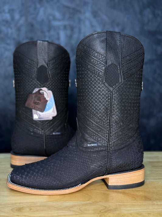 Exotic ‘Black Mamba’ Python