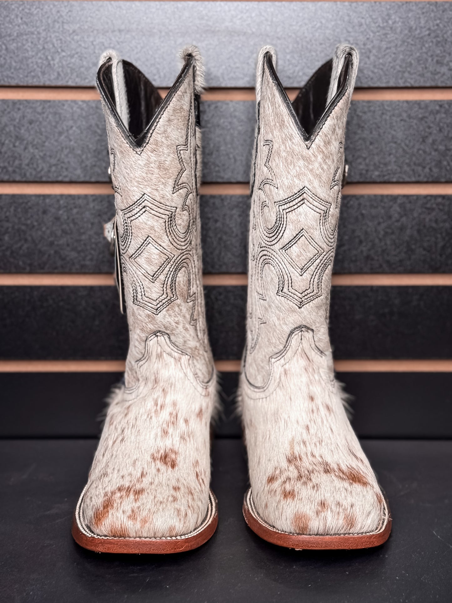 Women's Square Toe Cowhide Boot- Sz. 7