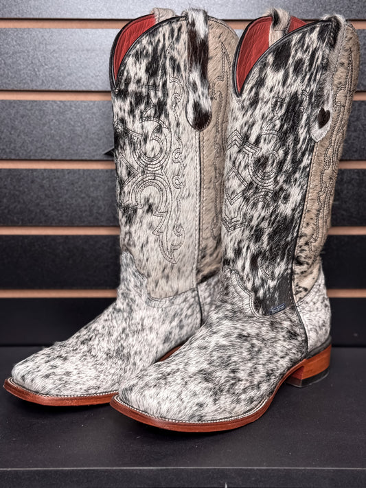 Women's Square Toe Cowhide Boot- Sz. 9