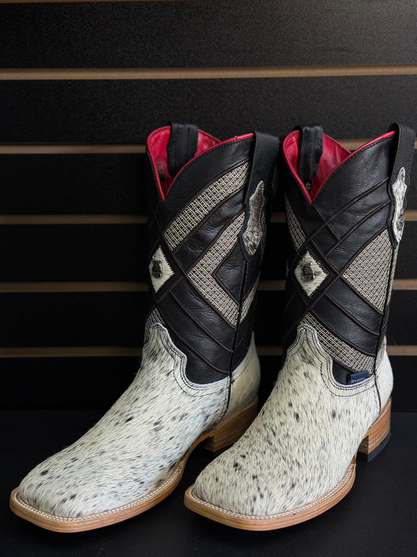 Men's Square Toe Cowhide Boot- Sz. 8.5