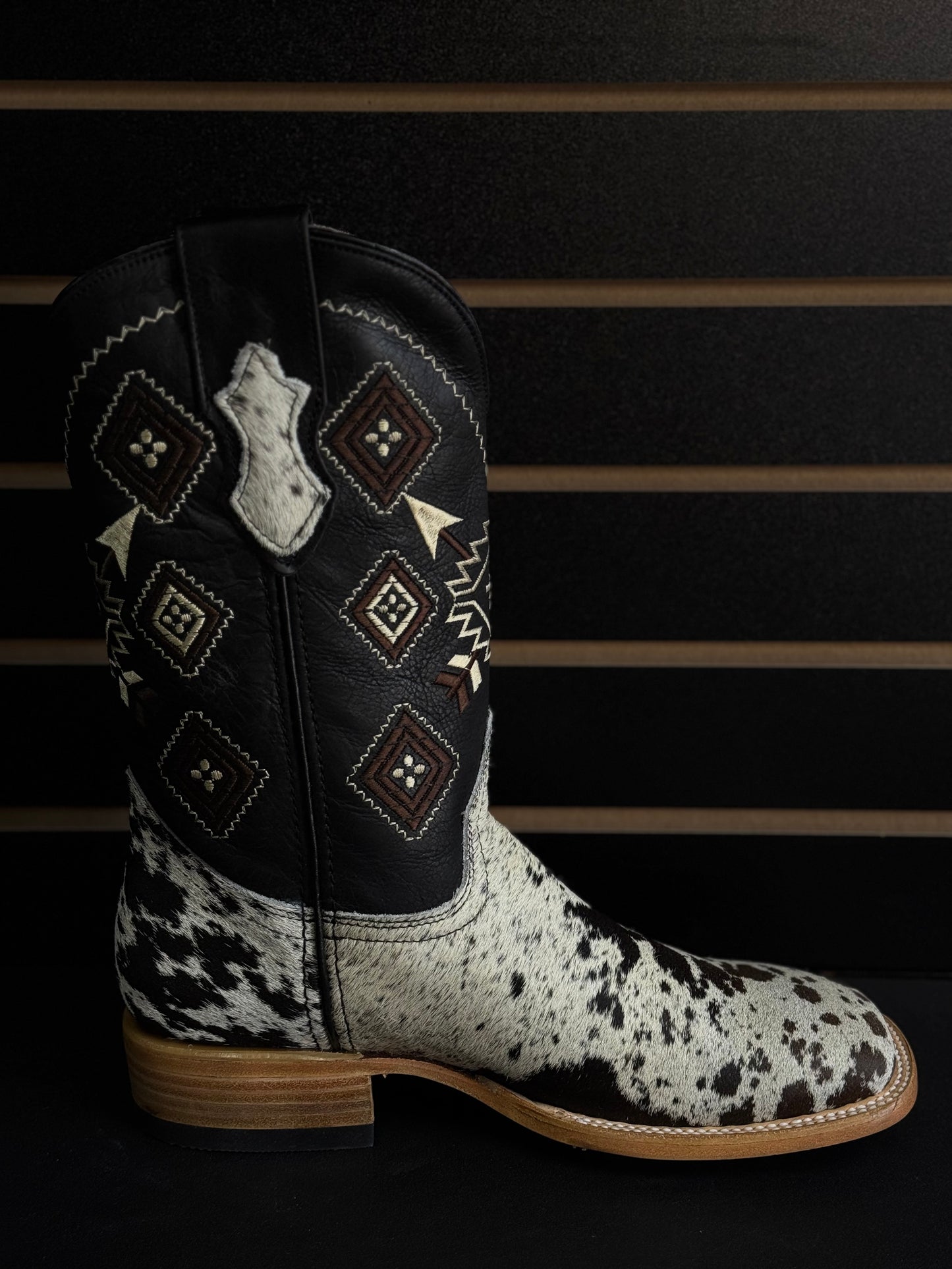 Men's Square Toe Cowhide Boot- Sz. 8