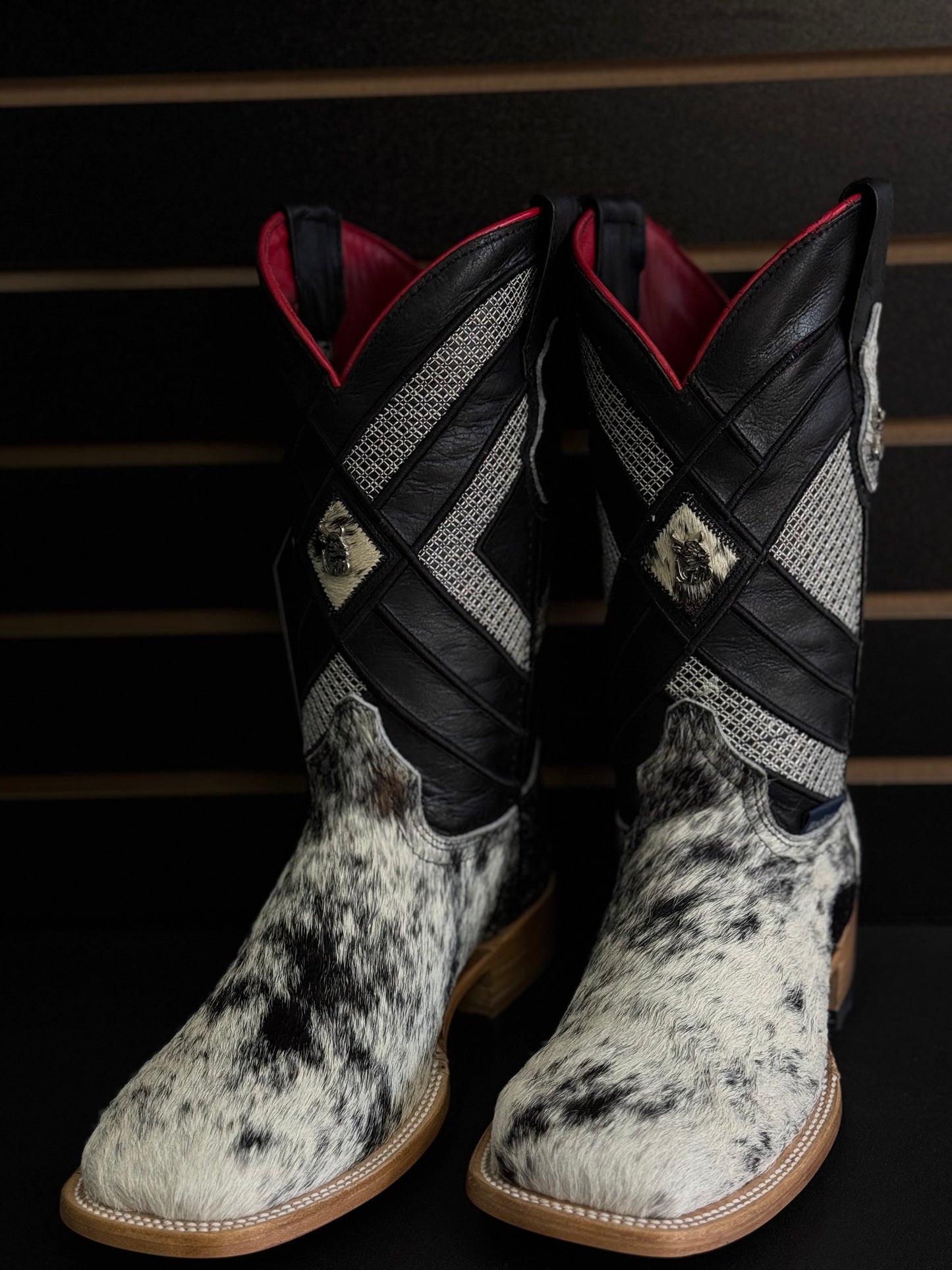 Men's Square Toe Cowhide Boot- Sz. 7.5