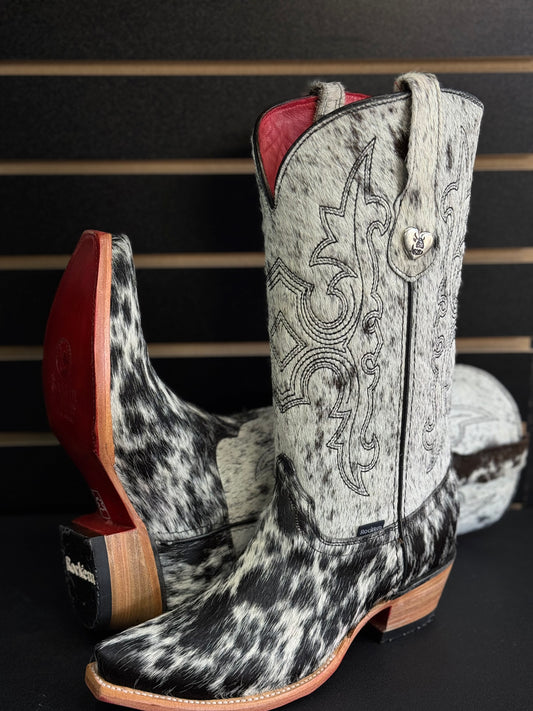 Women's Snip Toe Cowhide Boot- Sz. 8.5