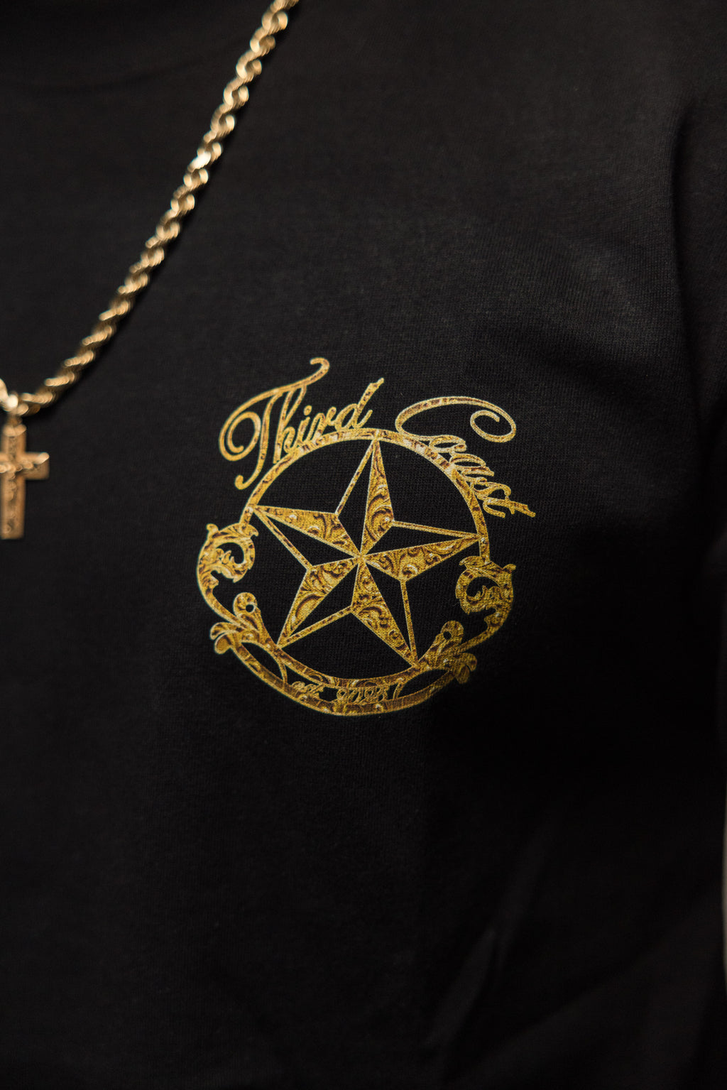 Gold Filigree T-Shirt 'Black'