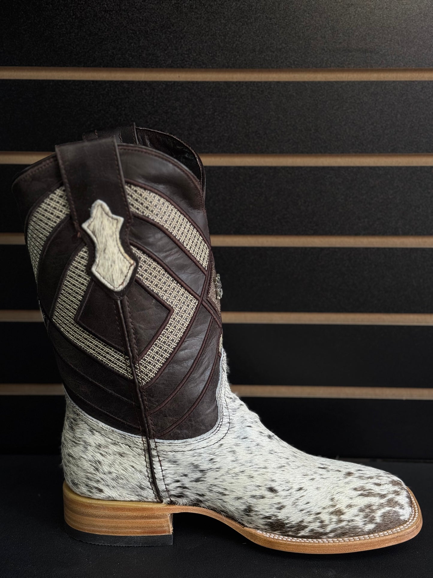 Men's Square Toe Cowhide Boot- Sz. 8.5