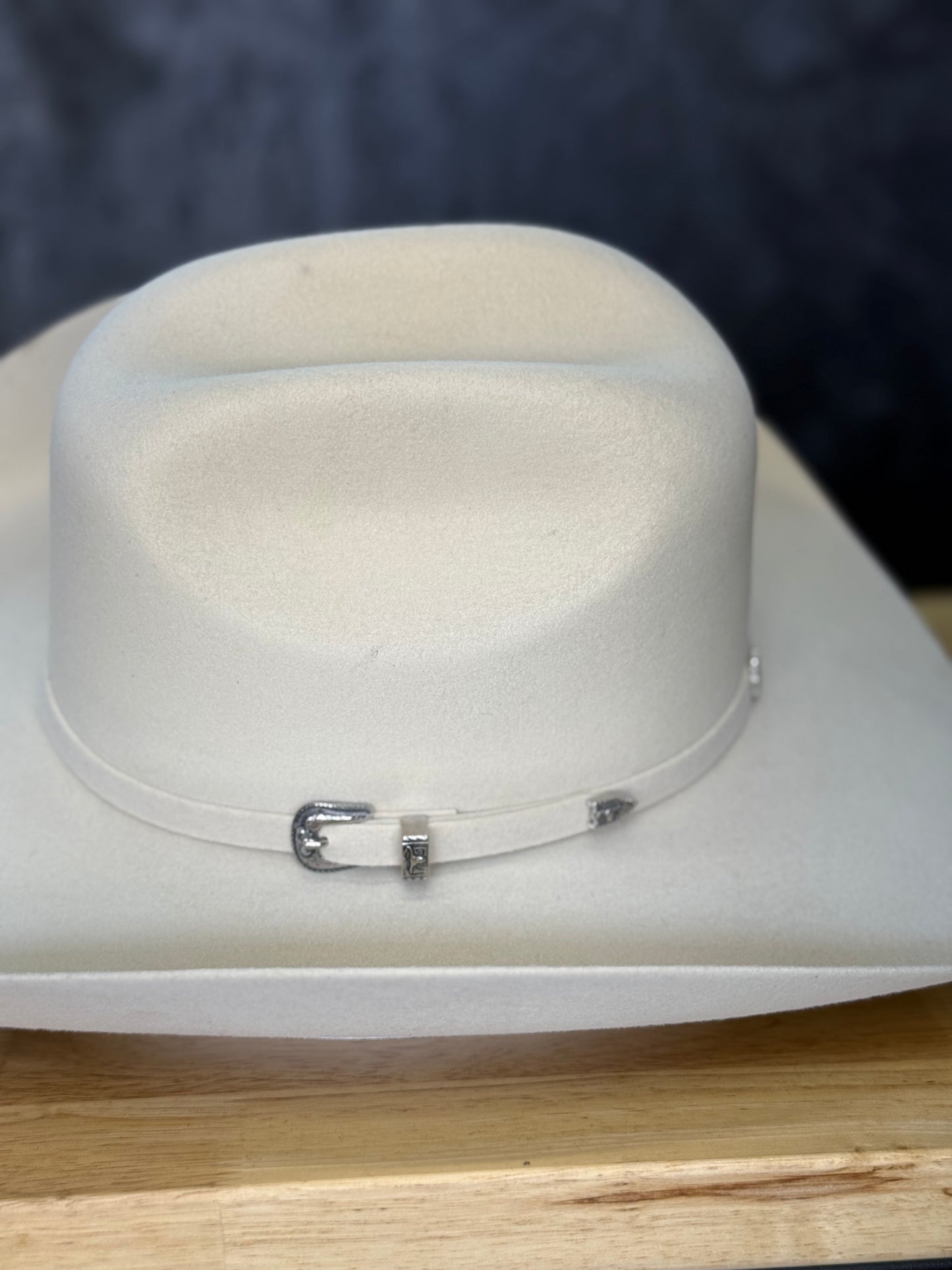 4X ‘Damian’ Ivory Felt Hat