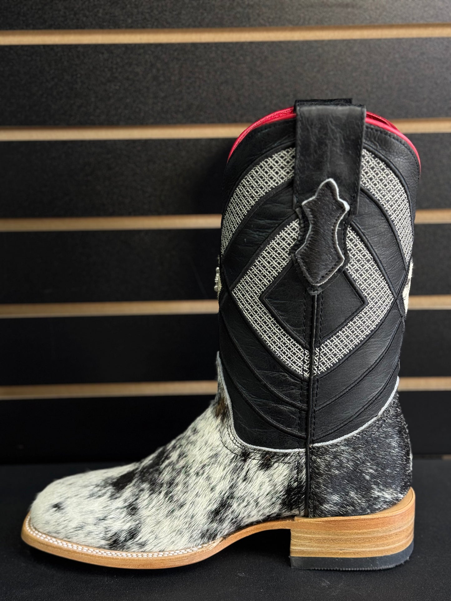 Men's Square Toe Cowhide Boot- Sz. 7.5