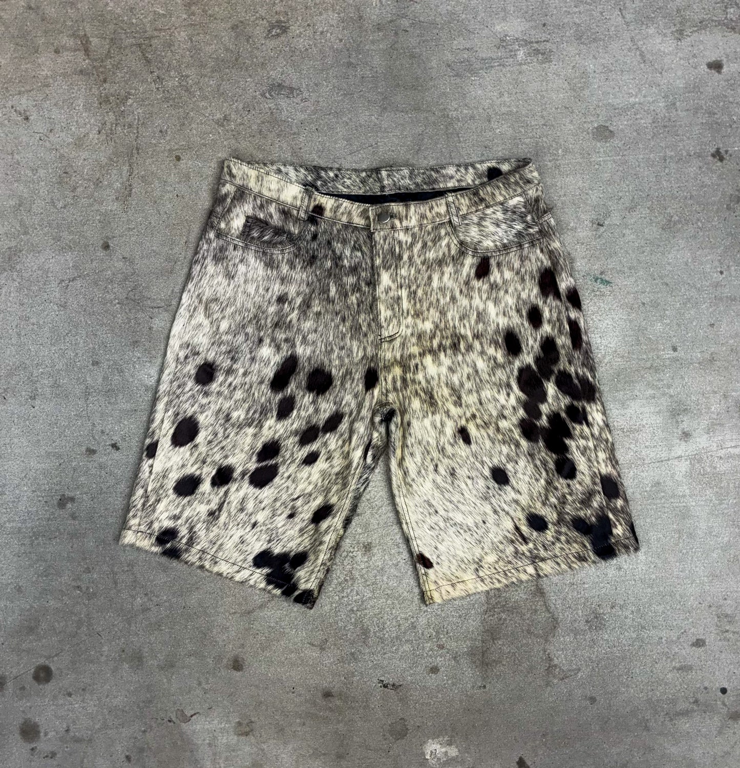 Cowhide Shorts 38