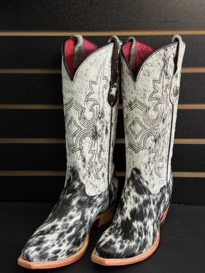 Women's Snip Toe Cowhide Boot- Sz. 8.5