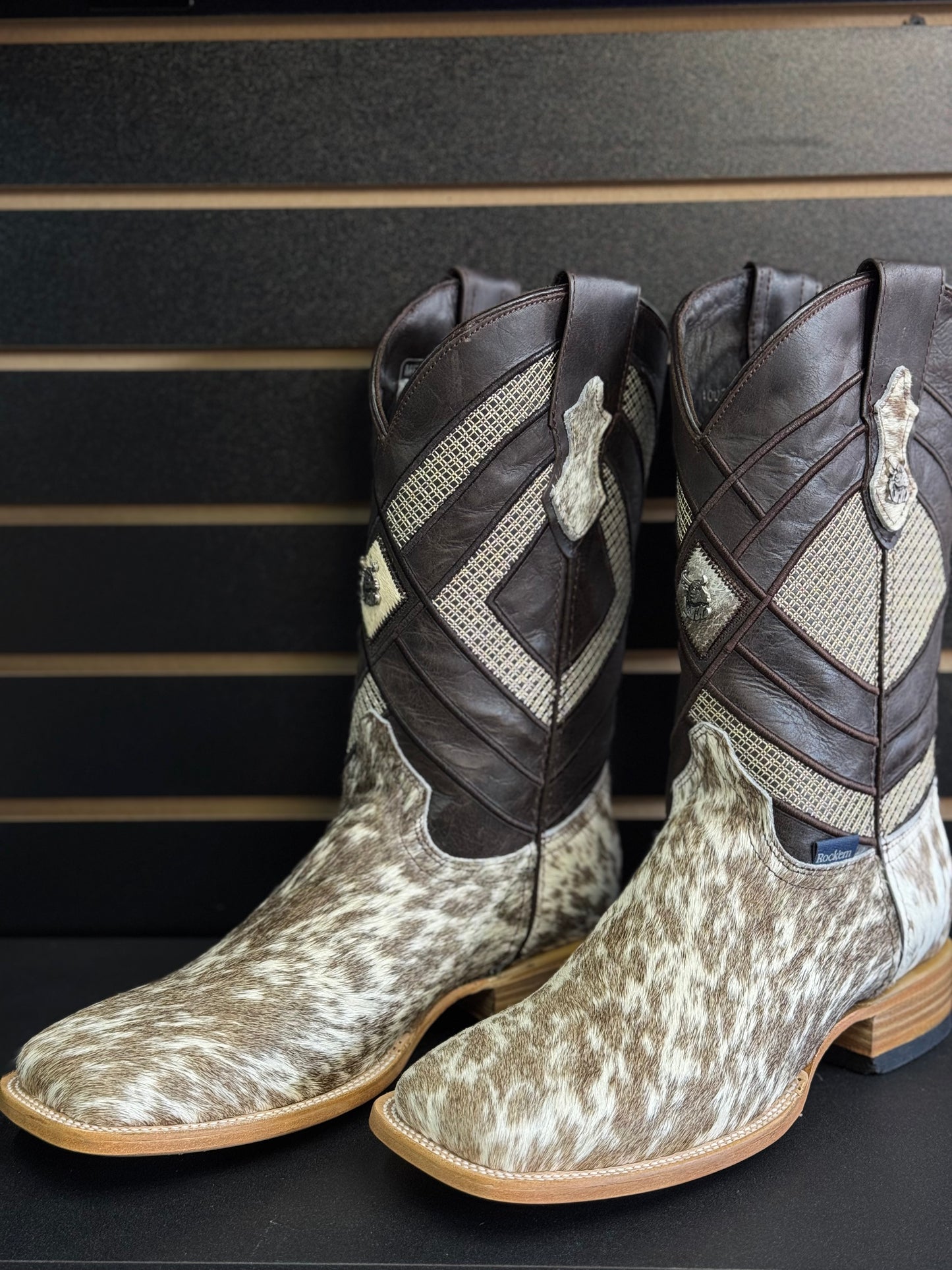 Men's Square Toe Cowhide Boot- Sz. 9