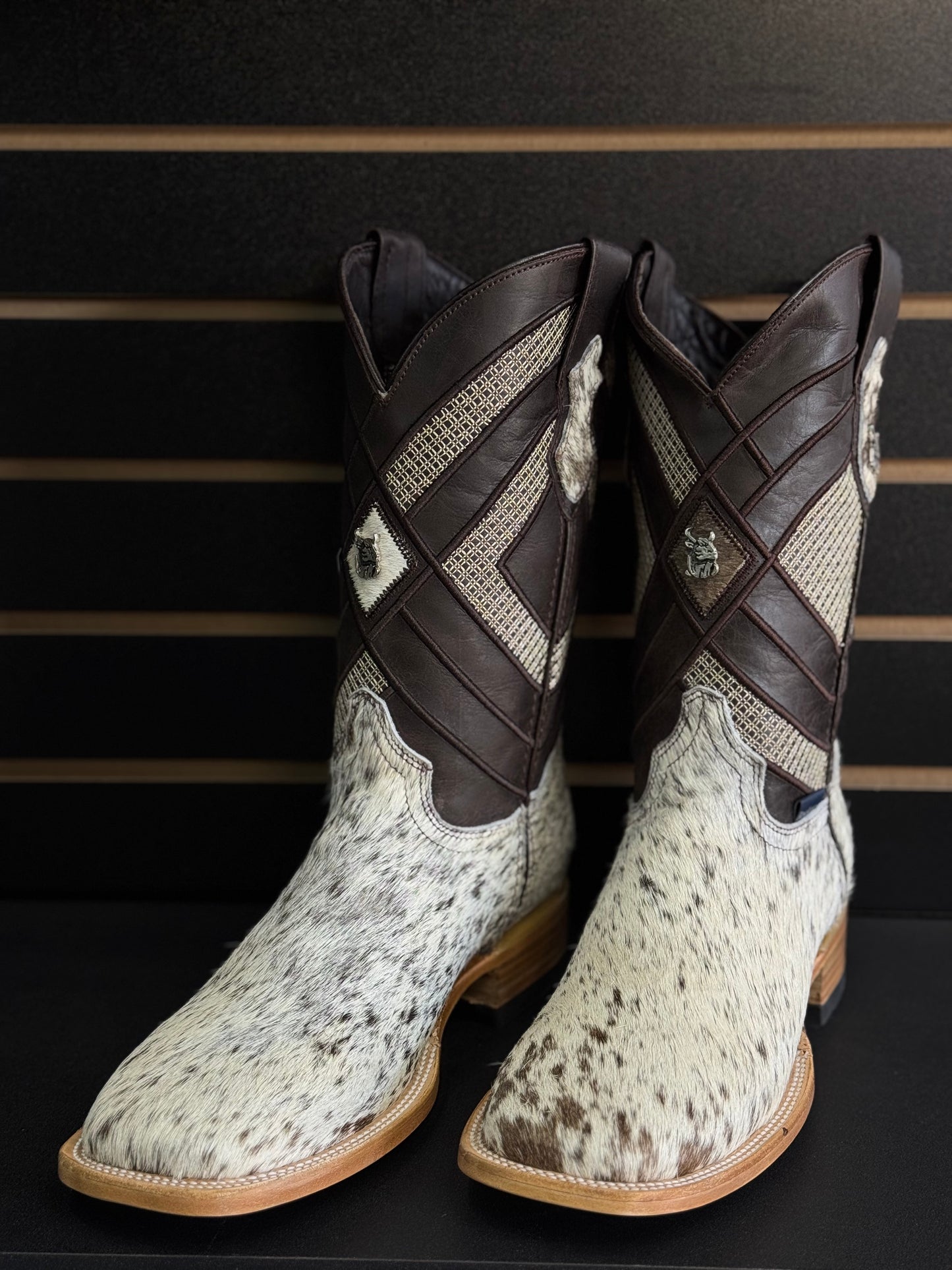 Men's Square Toe Cowhide Boot- Sz. 8.5