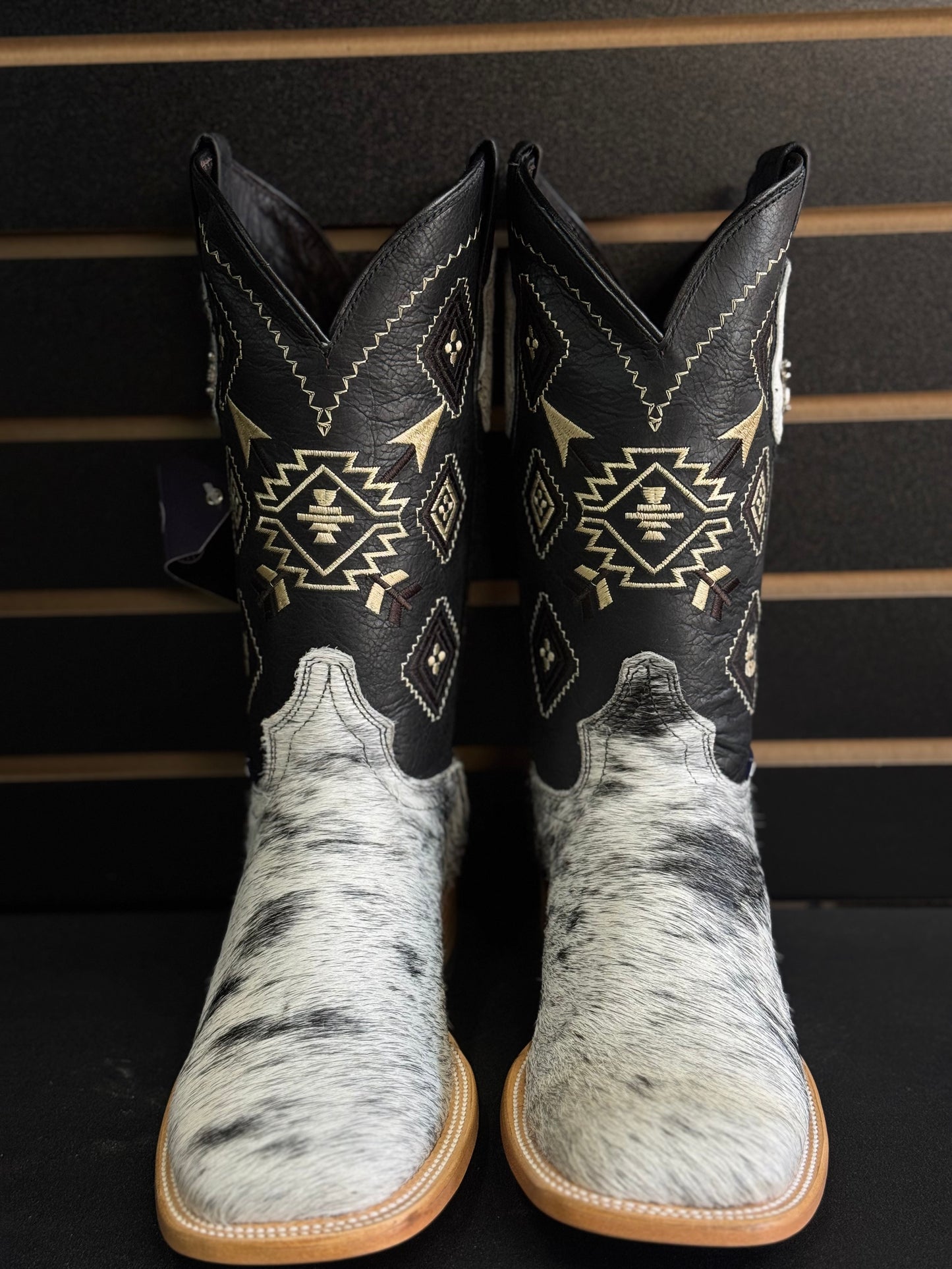 Men's Square Toe Cowhide Boot- Sz. 8