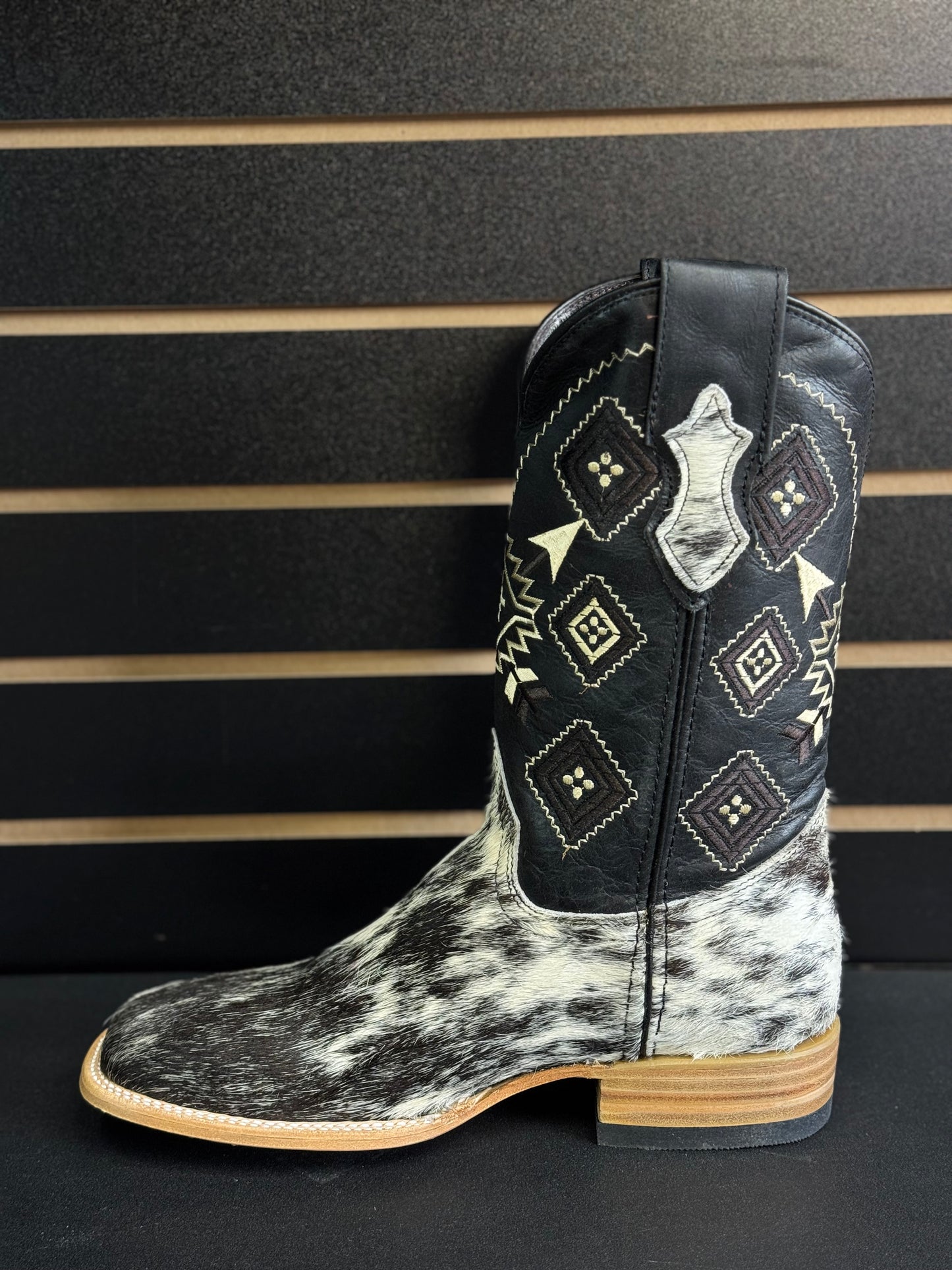 Men's Square Toe Cowhide Boot- Sz. 7