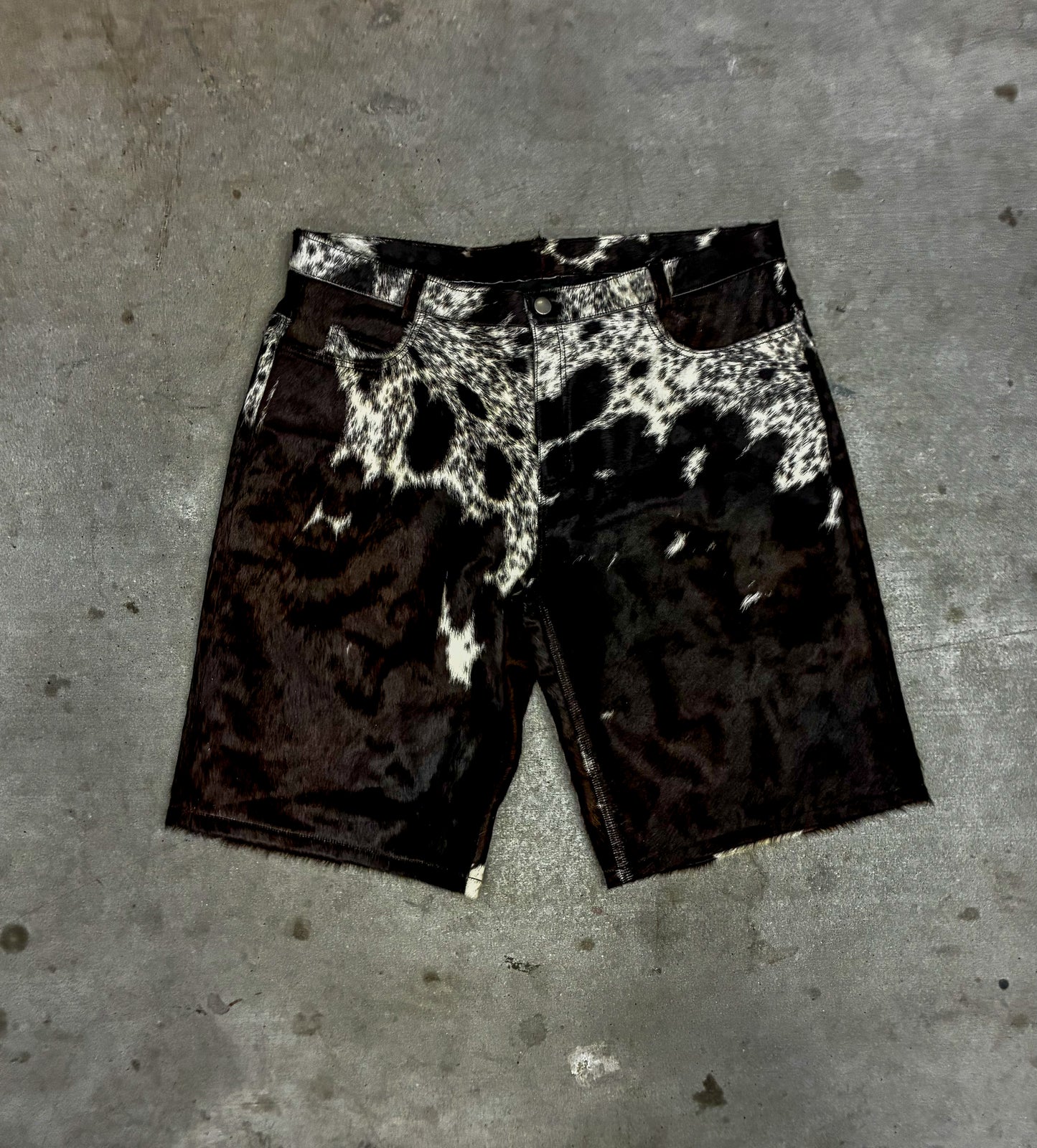 Cowhide Shorts 42