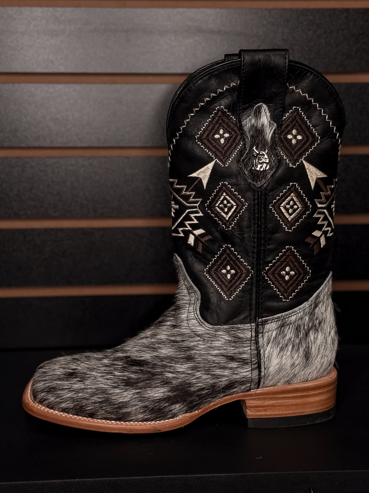 Men's Square Toe Cowhide Boot- Sz. 6