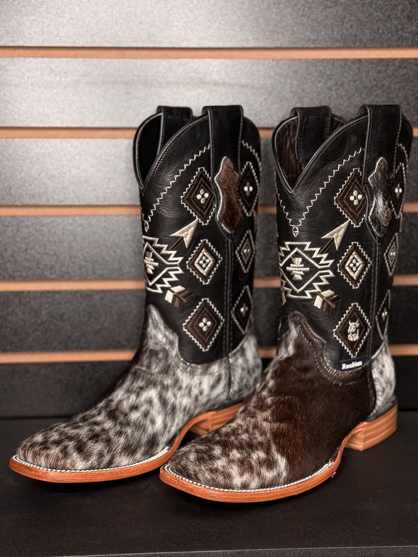 Men's Square Toe Cowhide Boot- Sz. 6