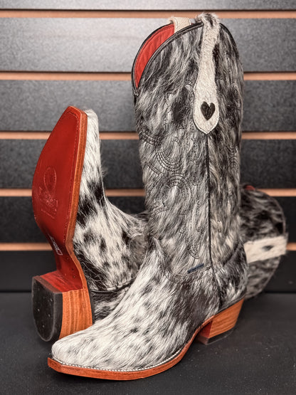Women's Snip Toe Cowhide Boot- Sz. 6