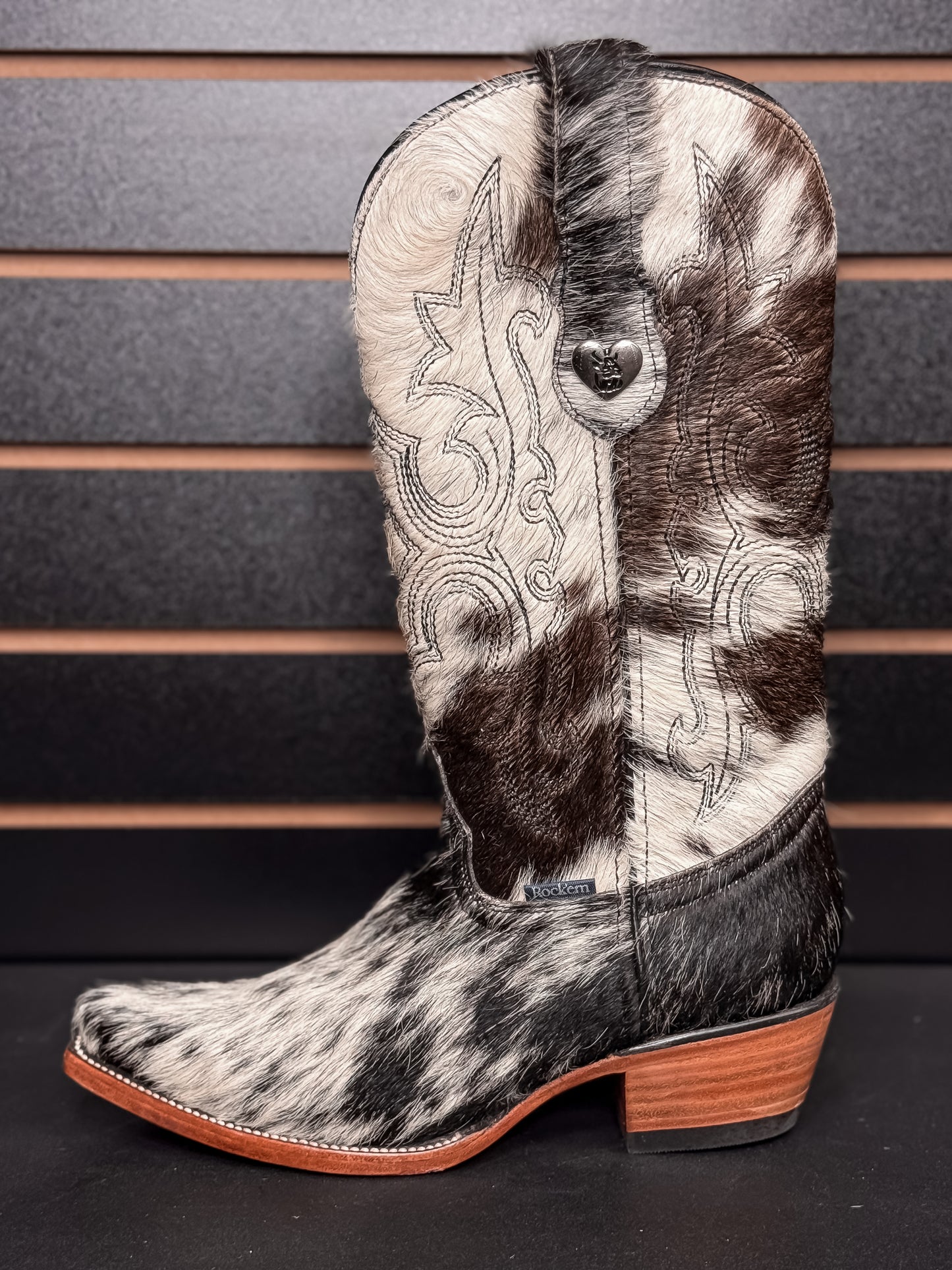 Women's Snip Toe Cowhide Boot- Sz. 7.5