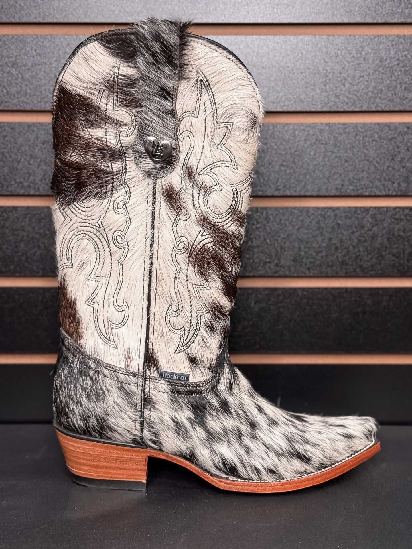 Women's Snip Toe Cowhide Boot- Sz. 7.5