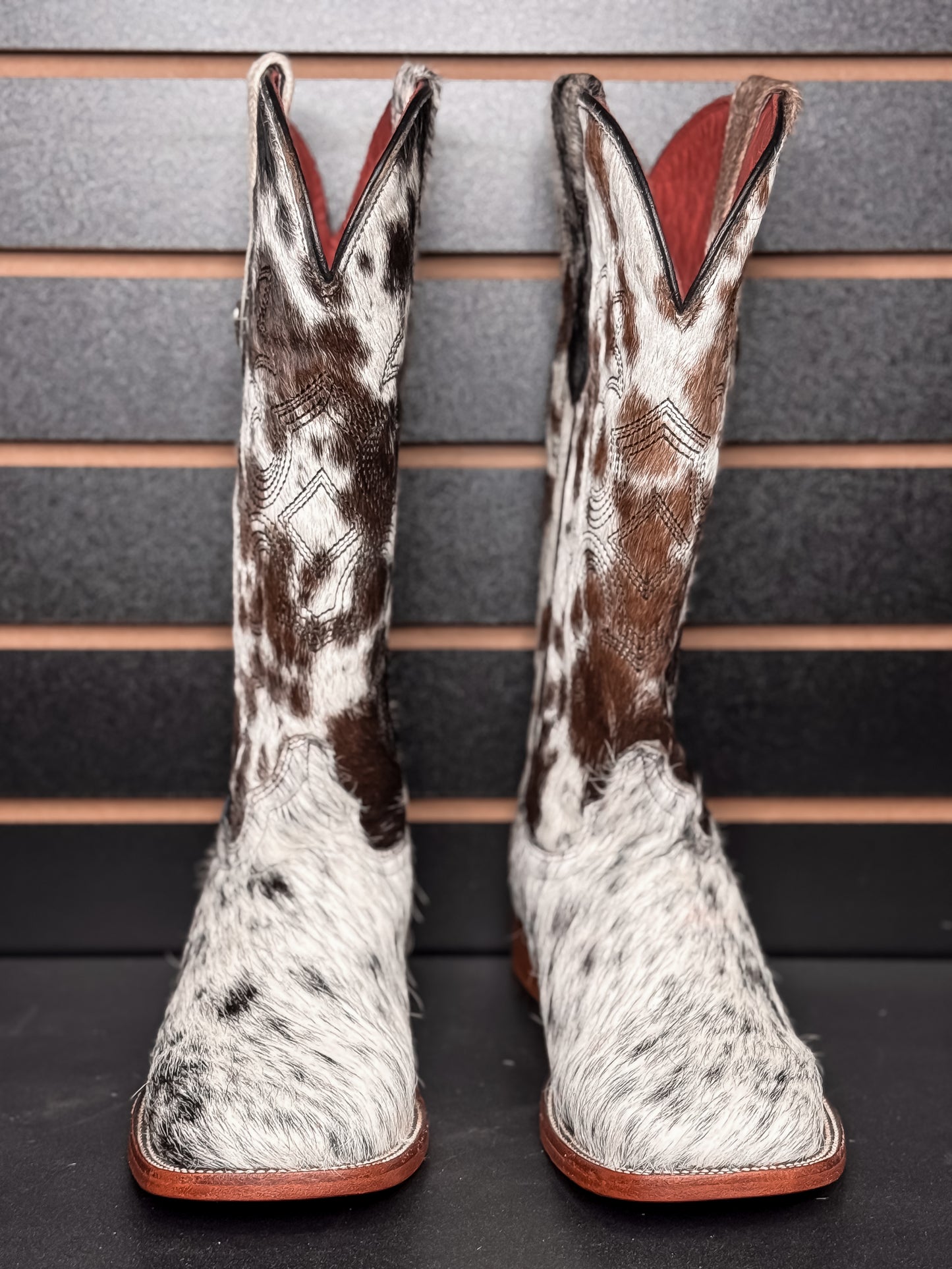 Women's Square Toe Cowhide Boot- Sz. 8