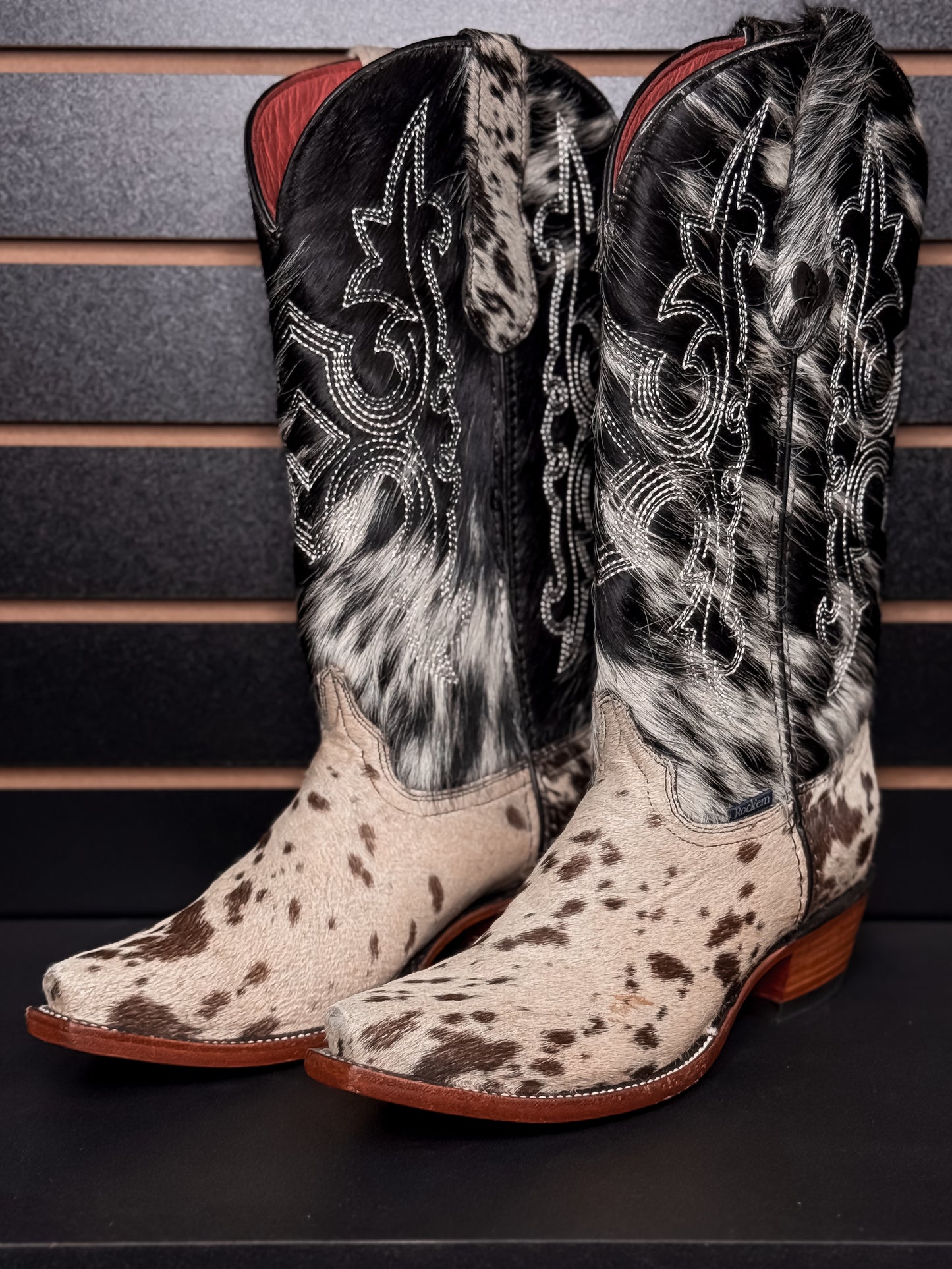 Women's Snip Toe Cowhide Boot- Sz. 9