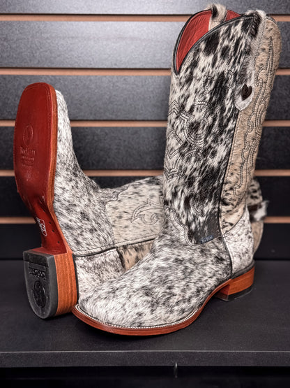 Women's Square Toe Cowhide Boot- Sz. 9