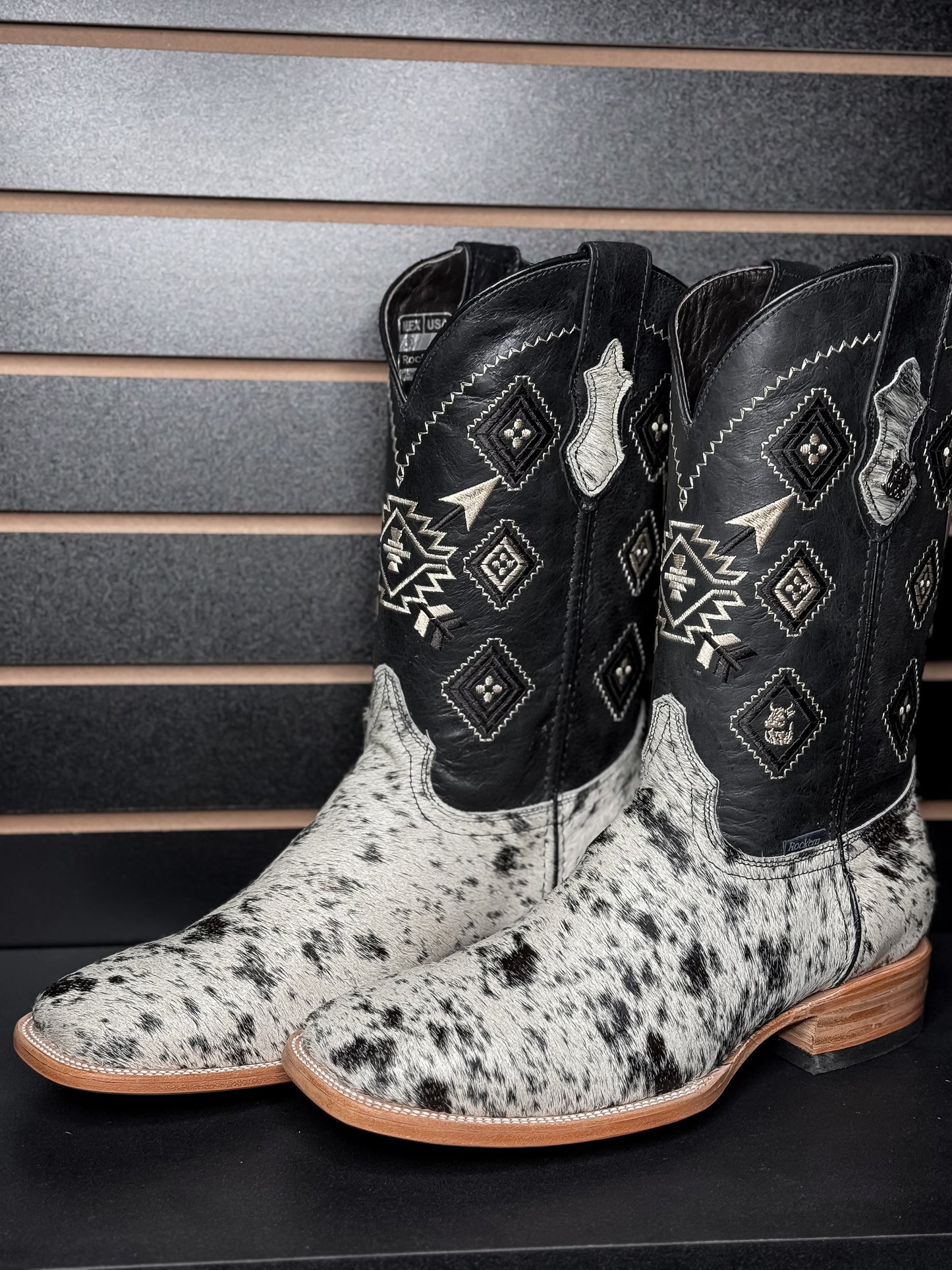 Men's Square Toe Cowhide Boot- Sz. 11