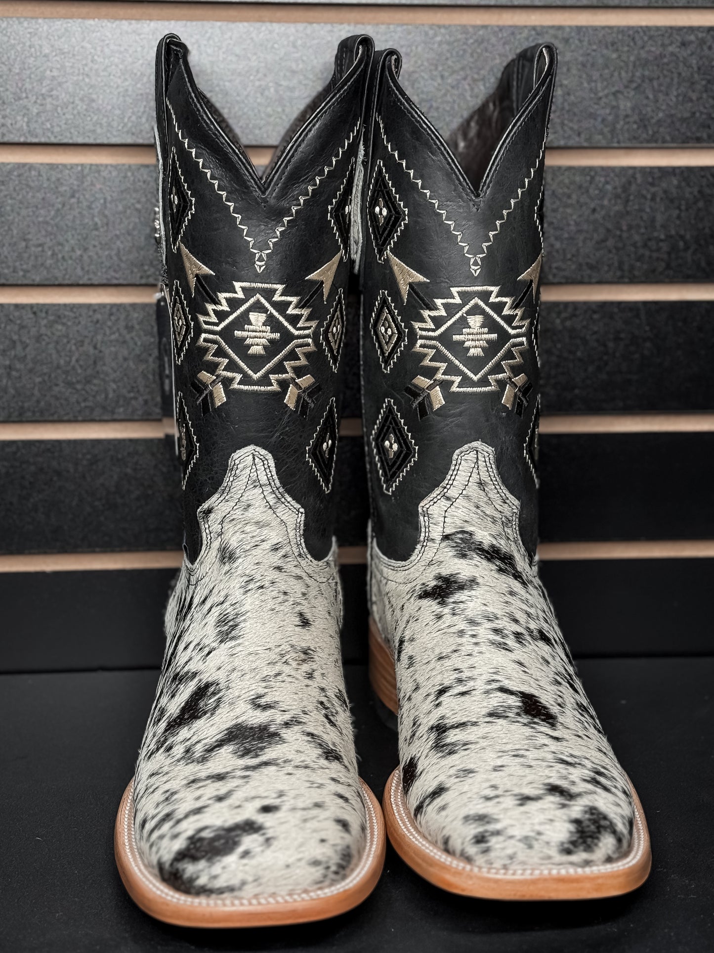 Men's Square Toe Cowhide Boot- Sz. 11