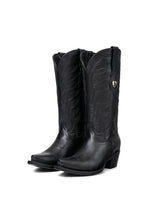 Black leather cowgirl boot, snip toe, front view